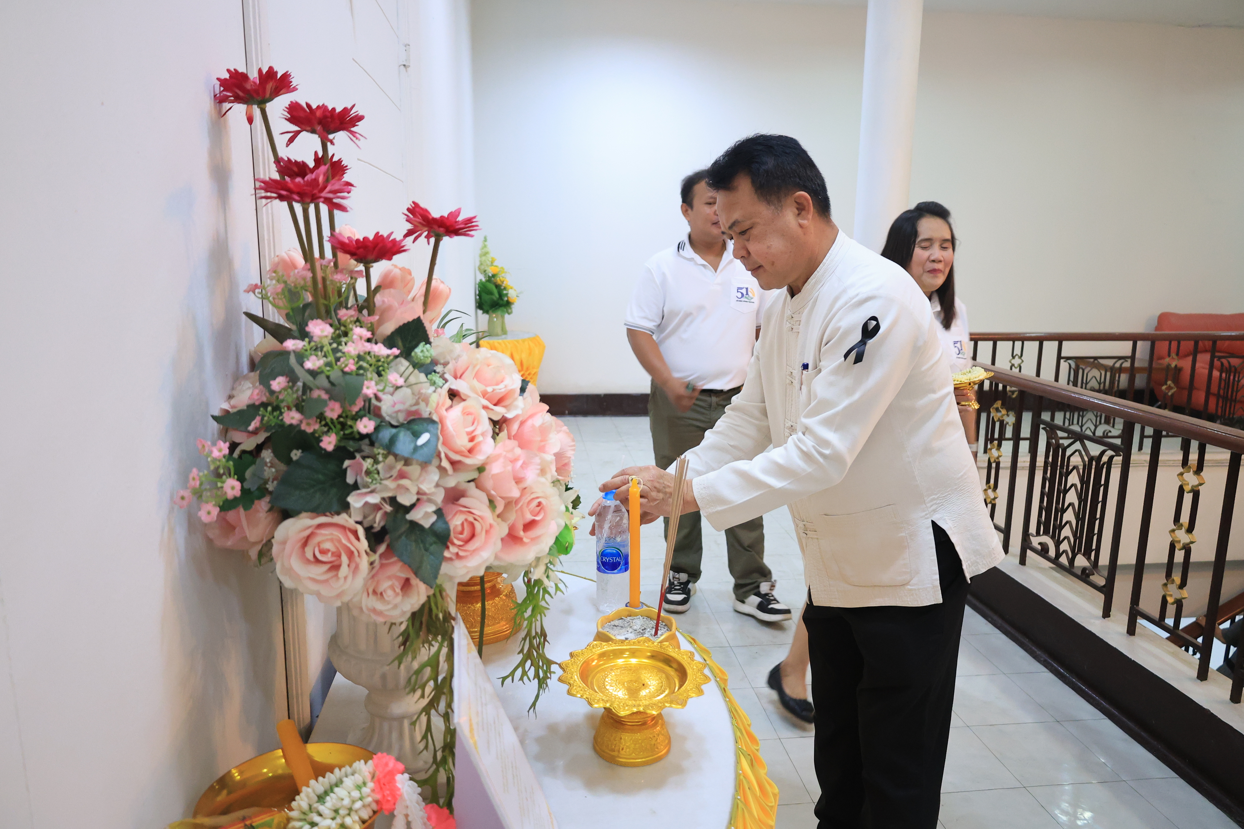 title - รองเลขาธิการ ส.ป.ก. สักการะสิ่งศักดิ์สิทธิ์ประจำ ส.ป.ก. เนื่องในโอกาสเข้ารับตำแหน่งใหม่